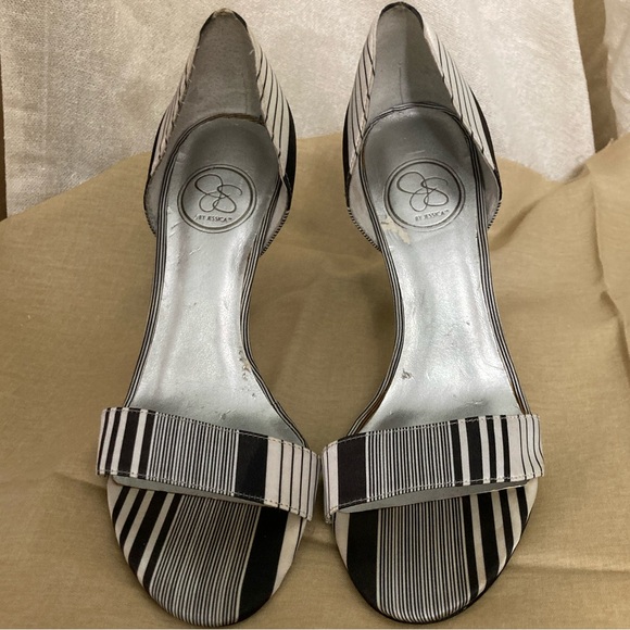 Women's JESSICA SIMPSON Heeled Sandals Size 6.5 EUC - Picture 2 of 7